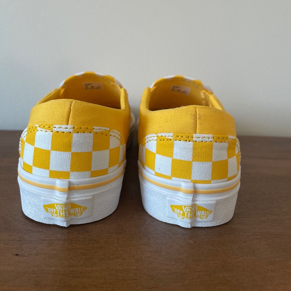 Vans - Picture 5 of 6